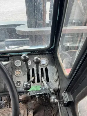 USED TAYLOR 30000 LB. CONTAINER HANDLER FORKLIFT