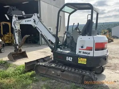 Used 2014 BOBCAT E42 Excavators New York US | Beck Equipment #1509291