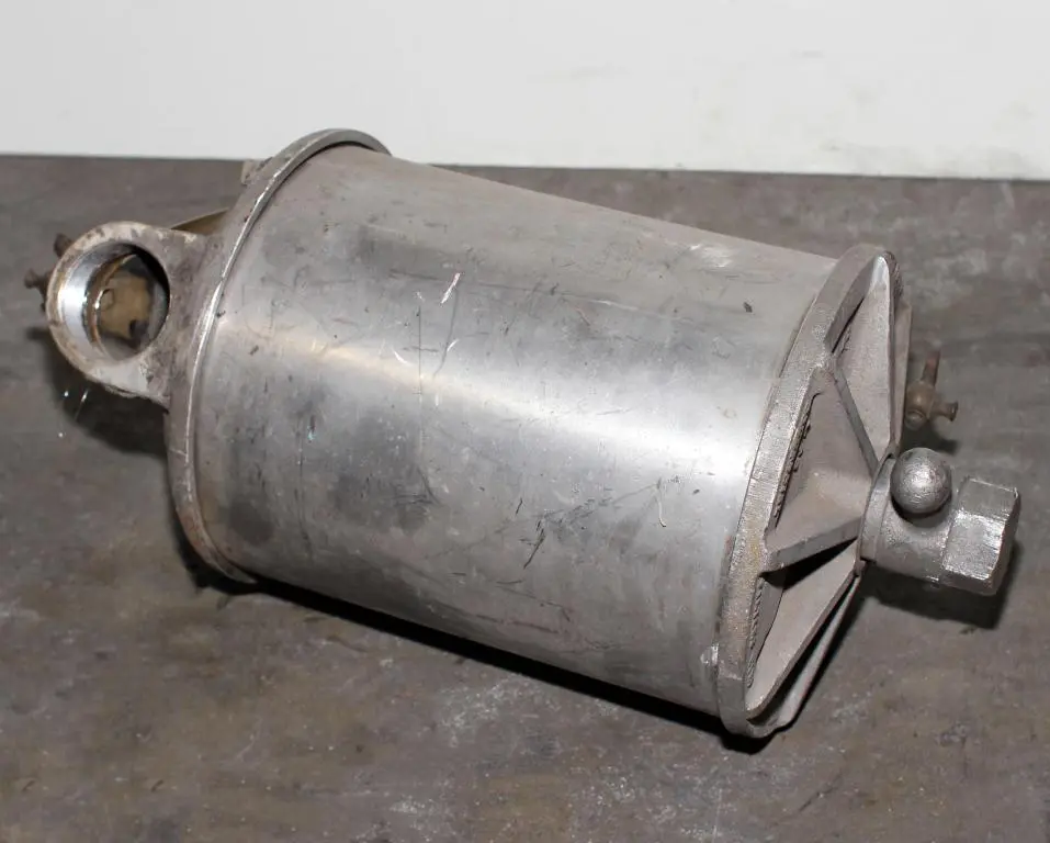 USED COMMERCIAL FILTERS CORP. WXFSS-8-15