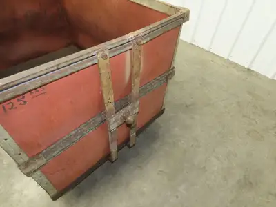 Used INSULFAB PLASTICS _UNKNOWN_ Shipping Containers Indiana US | Arrow Industrial #1368103