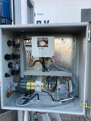 _UNKNOWN_ -UNKNOWN- Mieszalniki stanowiskowe, disolwery | Perry Equipment (18)