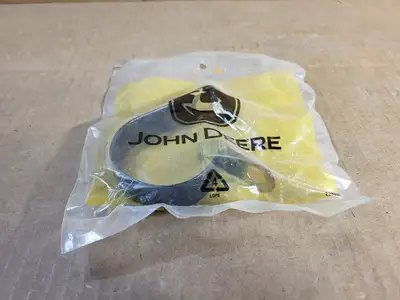 NEW JOHN DEERE 4193848