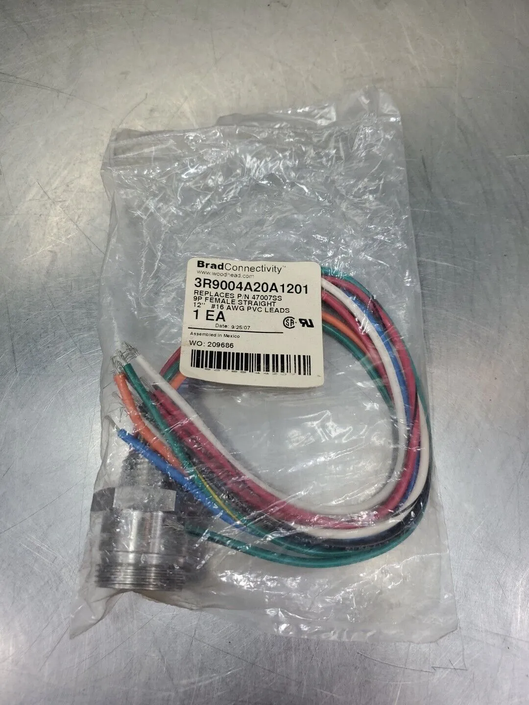 Woodhead/Brad Connectivity 3R9004A20A1201 9P Female Receptacle. 5D-35/9