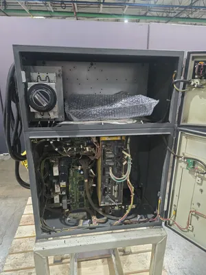 USED 2016 FANUC ArcMate 120iC + R-30iA