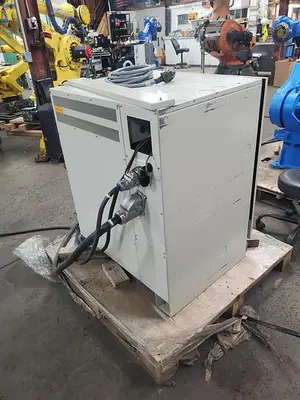 USED 2011 YASKAWA MOTOMAN MH80