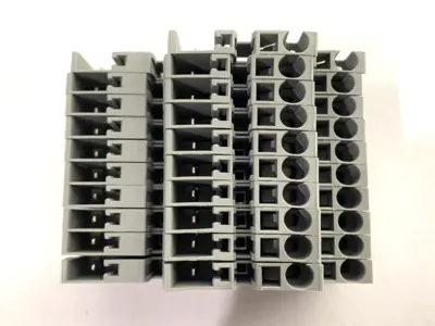USED PHOENIX CONTACT DOUBLE LEVEL TERMINAL BLOCK STTB2,5/2P LOT OF 10