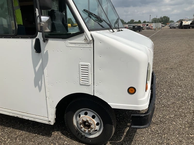 Used 2002 FORD COMM STRIP Cab Chassis trucks Michigan US | Miedema Asset Management Group #1314140