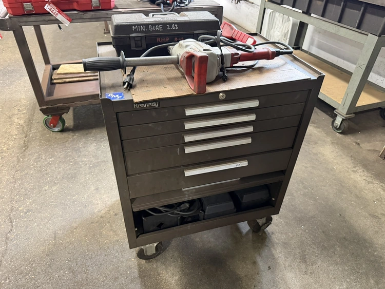 Used _UNKNOWN_ _UNKNOWN_ Tool Carts Michigan US | Miedema Asset Management Group #1292542