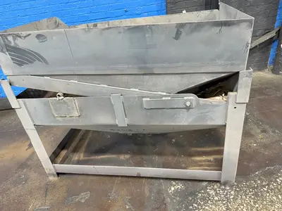 40" X 30" X 12" Sifter