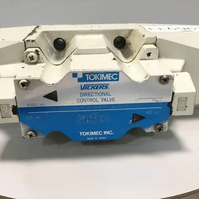 USED VICKERS DG4V533CMP7LH630