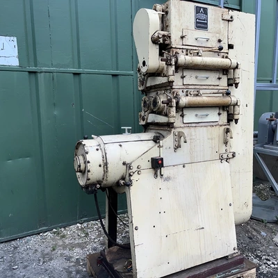 Probat - Werke M/S Coffee Mill UW500 Mill 11 kw