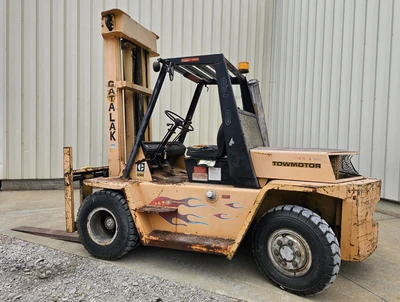 Used _UNKNOWN_ _UNKNOWN_ Internal Combustion Forklifts: Pneumatic Tire West Virginia US | Cooper Industries #1409569