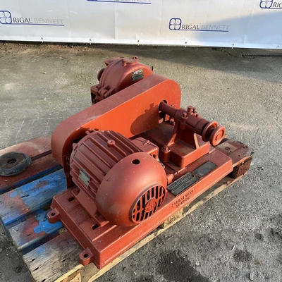 Sturtevant 225 Mm Disc Grinder 2.2 Kw
