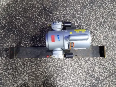 Gast 3/4 Hp Vacuum Pump