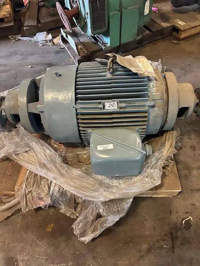 USED RELIANCE SQUIRREL CAGE