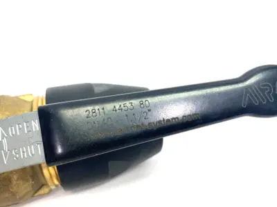 USED AIRNET BALL VALVE NPT 1-1/2" FEMALE TO AIR TUBE DN40