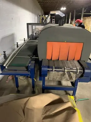 USED LANTECH SW-1000 INTERMITTENT MOTION  BELT FEED SIDE SEAL WRAPPER
