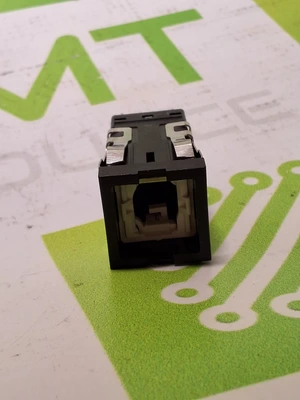 UNIVERSAL INSTRUMENTS 42475501 PUSH BUTTON SWITCH - BRAND NEW