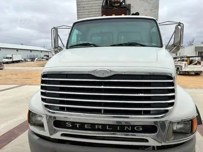 USED 2001 STERLING LT9513