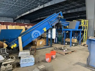 Unknown Manufacturer: Used 2 Man Sort Line