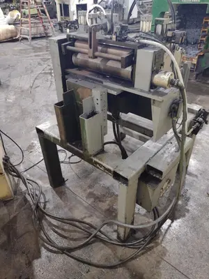 24"' WADDINGTON PRESS ROOM EQUIPMENT SERVO FEEDER: YOBRO #24884