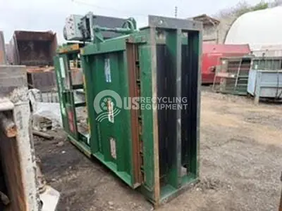 USED HARMONY / BACE TWO (2) HARMONY M60-CB & THREE (3) BACE  V63OCC VERTICAL BALERS