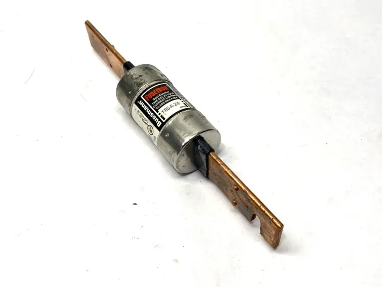 Used COOPER BUSSMANN TIME-DELAY FUSE CLASS RK5 600VAC 200A Fuses Michigan US | Maverick Industrial Sales #1090121