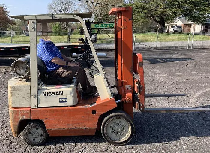Used NISSAN 5,000 LB. PROPANE FORK-LIFT WITH SIDE-SHIFT Misc Forklifts | Pruitt Machinery #716168