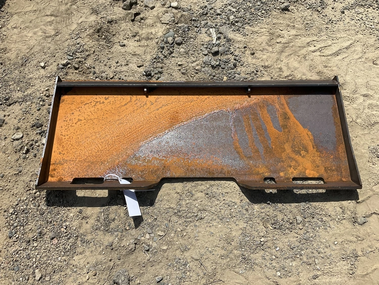 Used WOLVERINE QMP2-16-12T QUICK ATTACH MOUNTING PLATE Construction Equipment Parts Michigan US | Miedema Asset Management Group #1468777