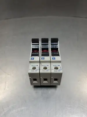 Used Telemecanique DF6-AB10 Fuse Holder, 700VAC, 30A Fuse Accessories | Palmetto Automation #1153192