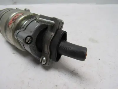 R&S Everlok RE-20097 600 VAC/250 VDC  20 AMP 9 POLE 12 WIRE Twist Lock Plug