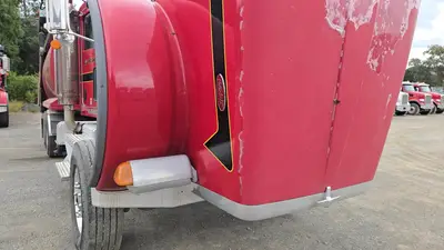 USED 2013 PETERBILT 365