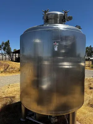 Tank, 660 Gallon, 316L Stainless Steel, Jacketed, Agitated, Dish & Cone Bottom, with Mixer, #5991337