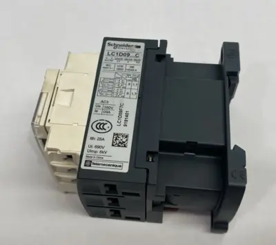 Used SCHNEIDER ELECTRIC TESYS CONTACTOR 3-POLE 9A PLC Contactors | Maverick Industrial Sales #1099131