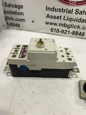 Siemens 3VF4211-1BK41-0AA0 3 Pole 160/200A Molded Case Circuit Breaker 415V