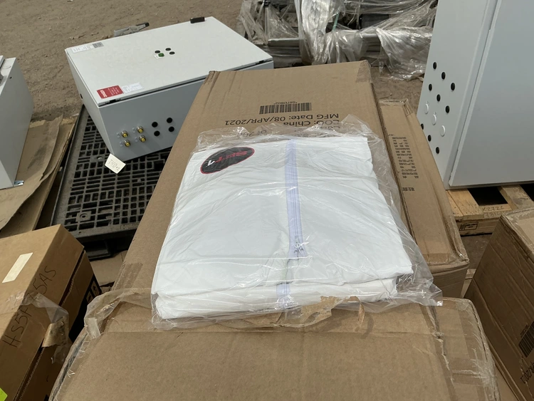Used _UNKNOWN_ _UNKNOWN_ Apparel, Gloves, Lab Coats Michigan US | Miedema Asset Management Group #1321146