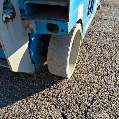 USED 2017 Genie GS-2632