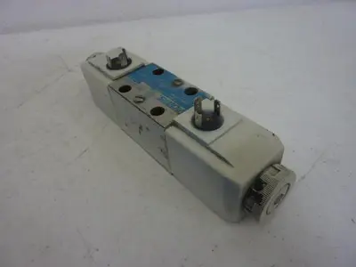 USED VICKERS DG4V-3-6C-M-U-HL7-60