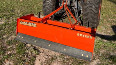 USED 2023 Kubota L2501