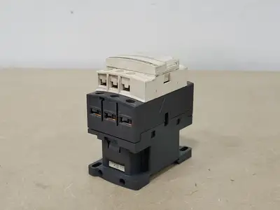 USED TELEMECANIQUE LC1D18B7