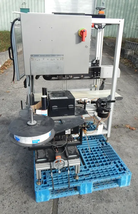 Used SPECIALITY AUTOMATION CASE LABELER Pressure Sensitive Labelers New Jersey US | Champion Trading Corporation #423919