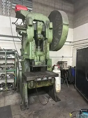 USED BLISS 28-1/2 M