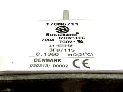 NEW BUSSMANN 170M6711 FUSE 700A 690V