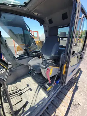 Used 2023 VOLVO EC300E LR Crawler Excavators Tennessee US | Moore Equipment #1517326