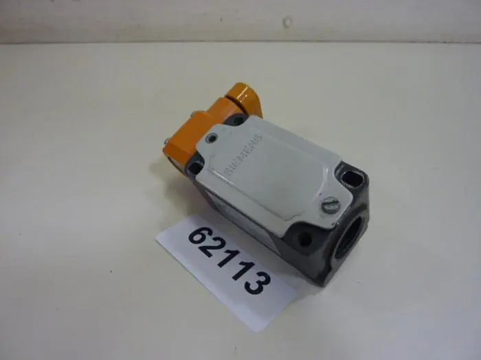 Used SIEMENS 3SE3 170-1A Relays & Switches Michigan US | Ideal Machinery #576014
