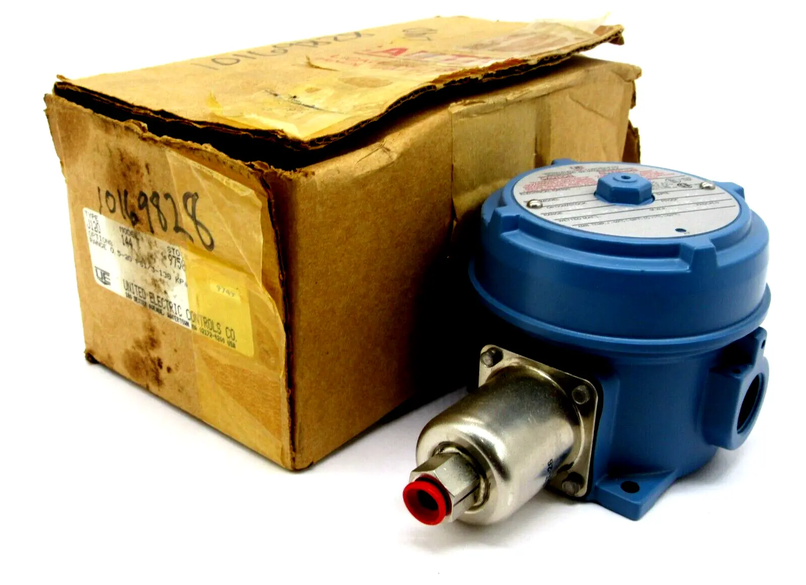 NEW UNITED ELECTRIC J120-144 PRESSURE SWITCH 15A 480VAC J120144