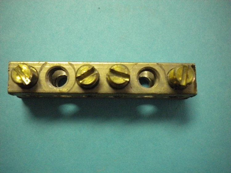 Used CMC CU7AL Terminal Blocks Arizona US | ASSET CONVERSION SPECIALISTS, INC. #311014