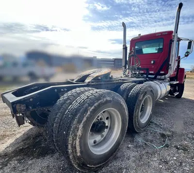 Used 2011 MACK PINNACLE CHU613 Conventional trucks Utah US | Proxy Equipment #1385323