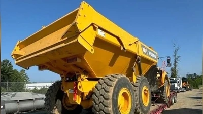 USED 2022 Volvo A30G