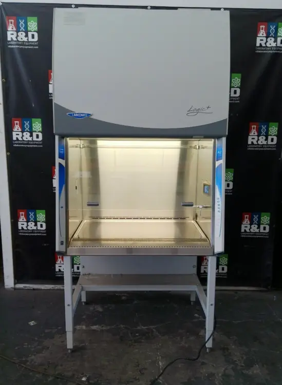 Used _UNKNOWN_ _UNKNOWN_ Biosafety Cabinets California US | R&D Laboratory Equipment #1415123
